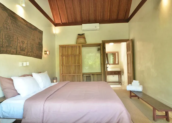 Villa Kubu Manis *